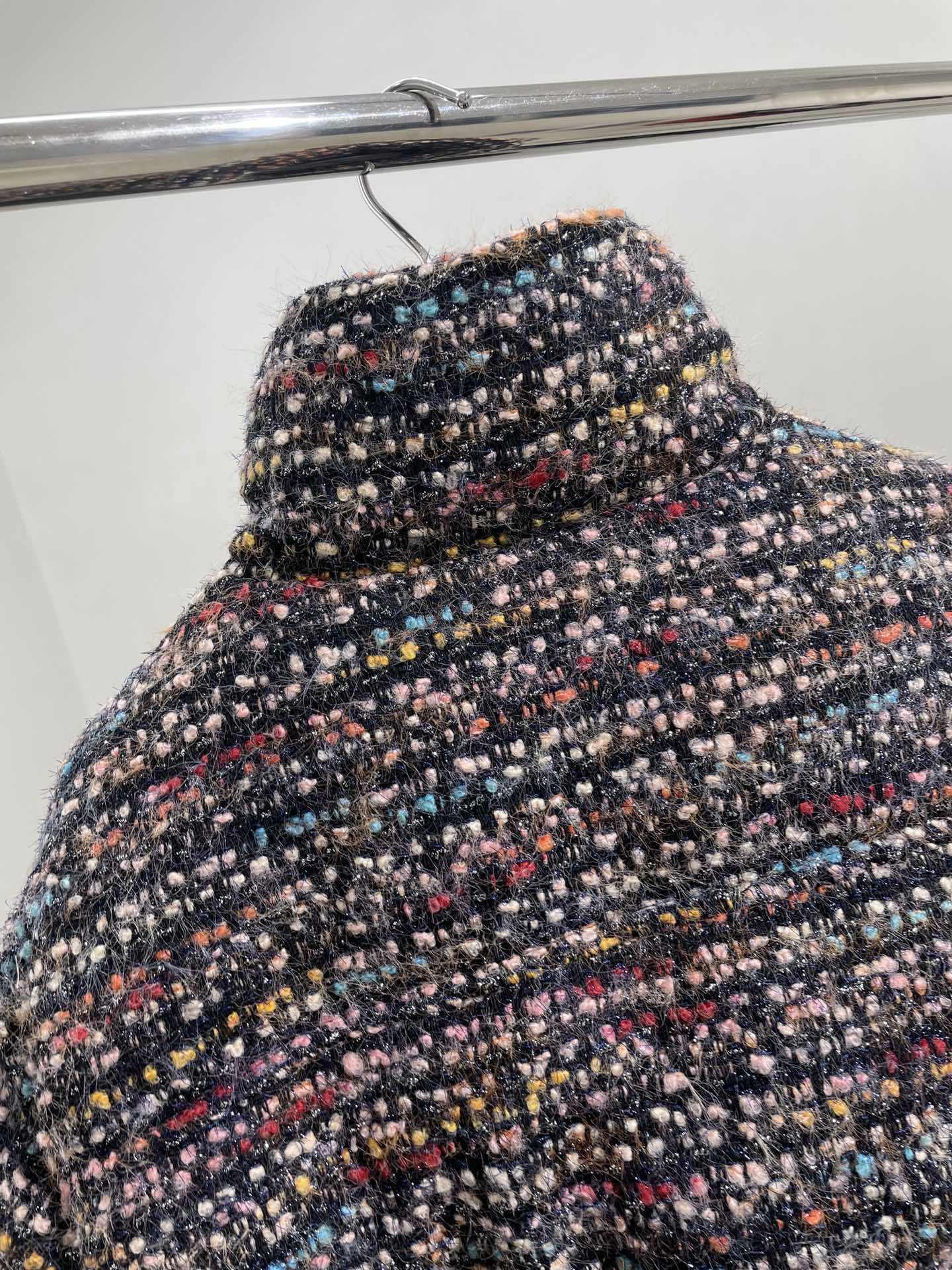 シャネル「Chanel」ツイード ダウン ジャケット