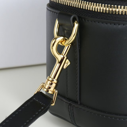 セリーヌ「Celine」 VANITY レザー コスメティック ケース