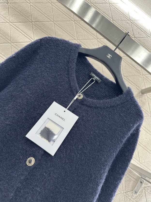 シャネル「Chanel」Coco Neige ボタニカル ニット カーディガン