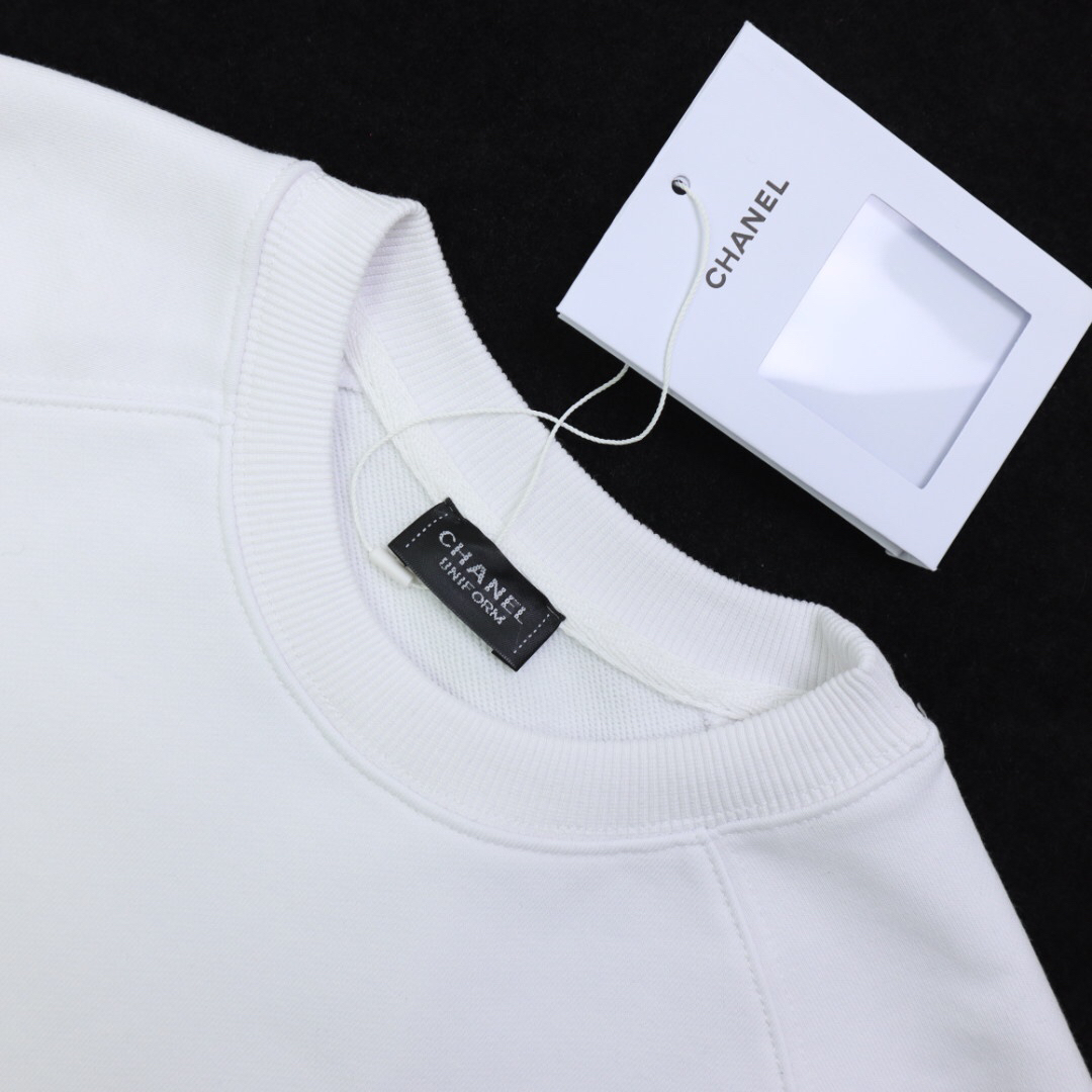 シャネル「Chanel」ダブルC ロゴ スウェットシャツ