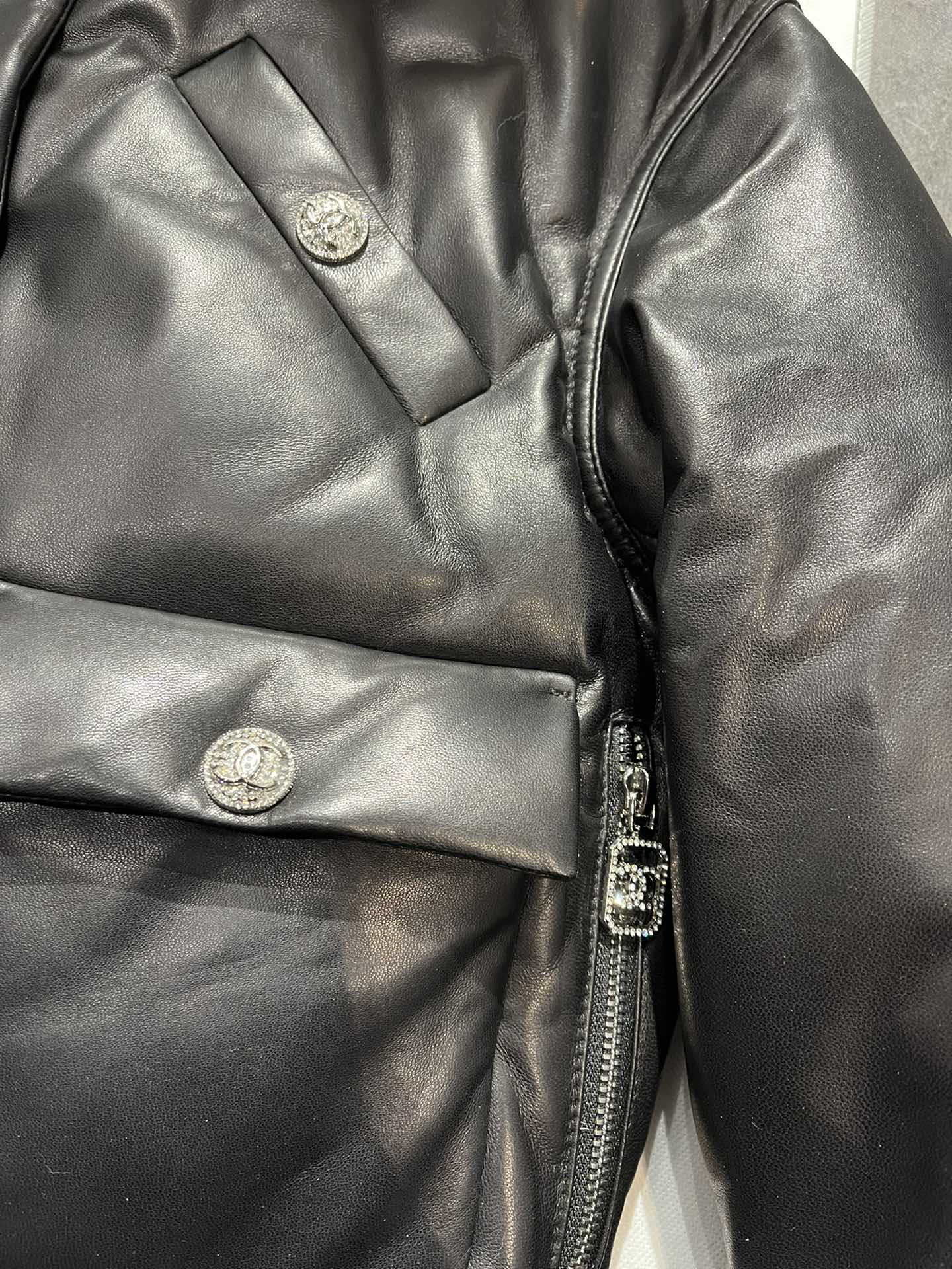 シャネル「Chanel」Coco Neige スキー ダウンジャケット