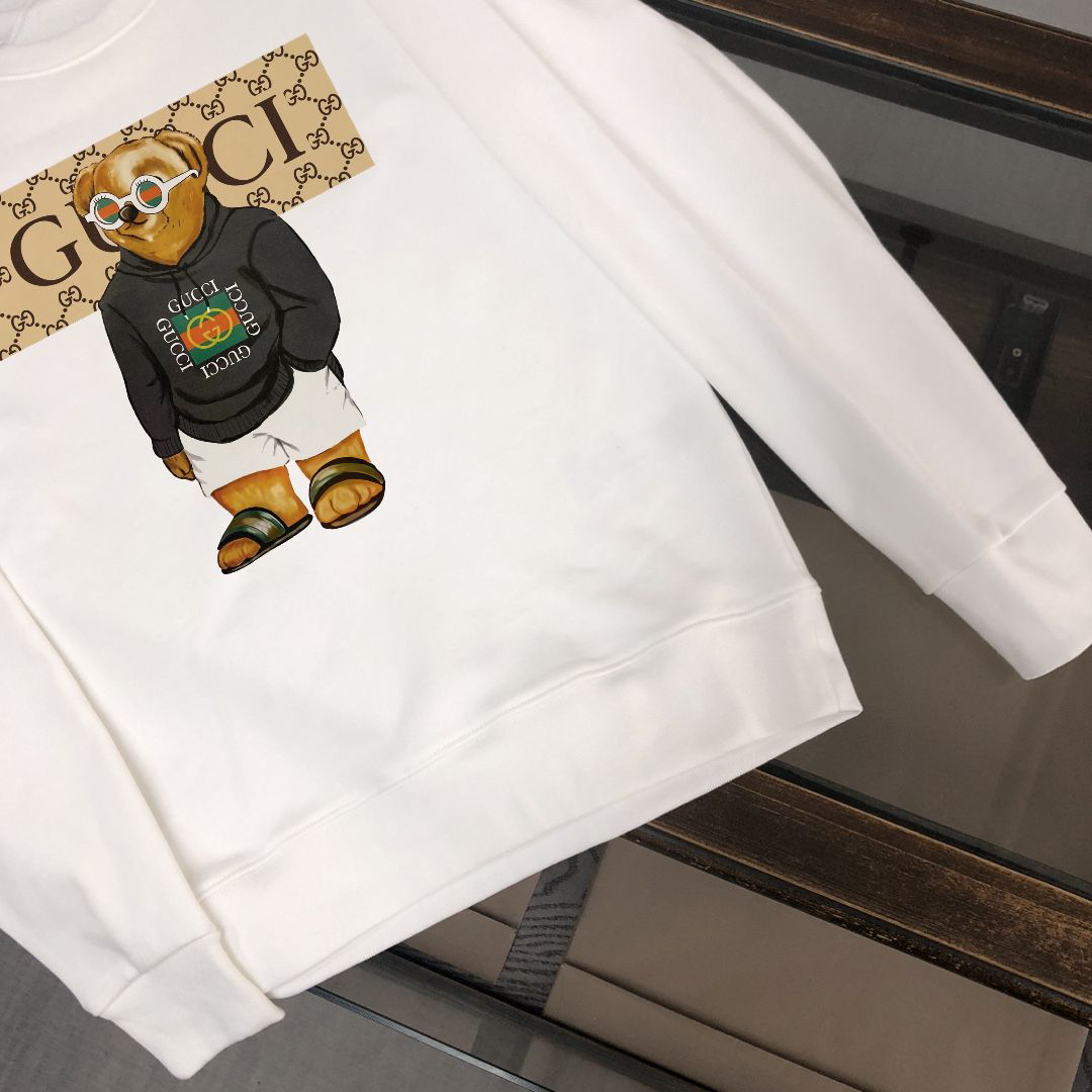 グッチ「Gucci」ユニセックス デジタルプリント ラウンドネック スウェットシャツ