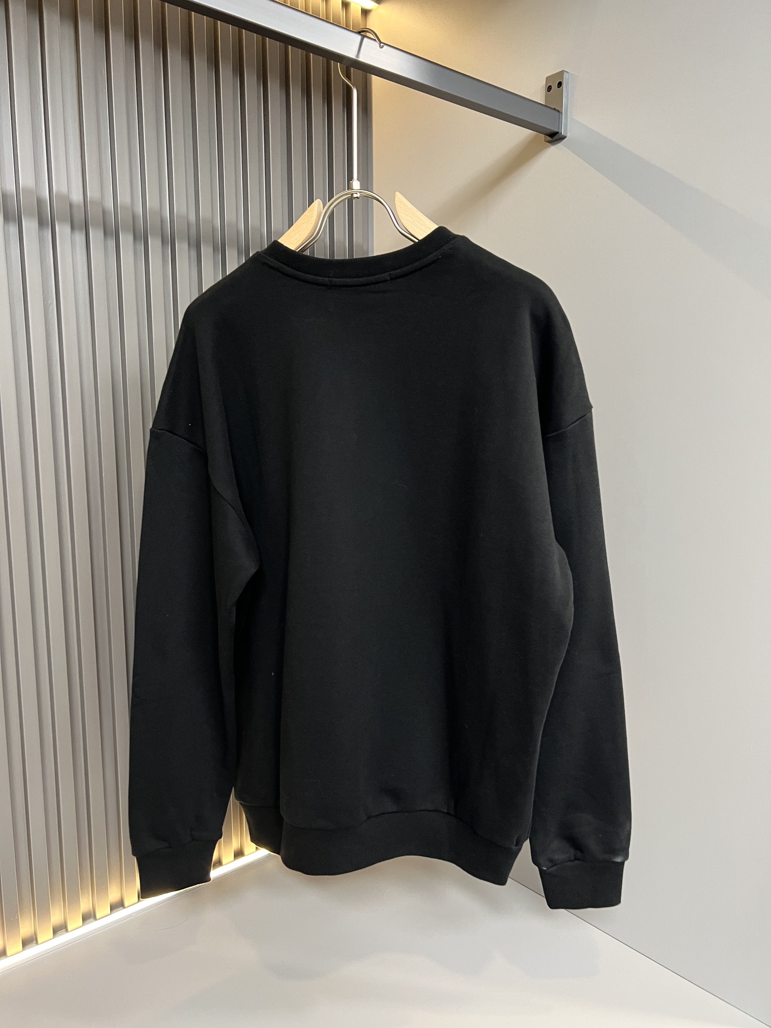 グッチ「Gucci」ユニセックス デジタルプリント ラウンドネック スウェットシャツ