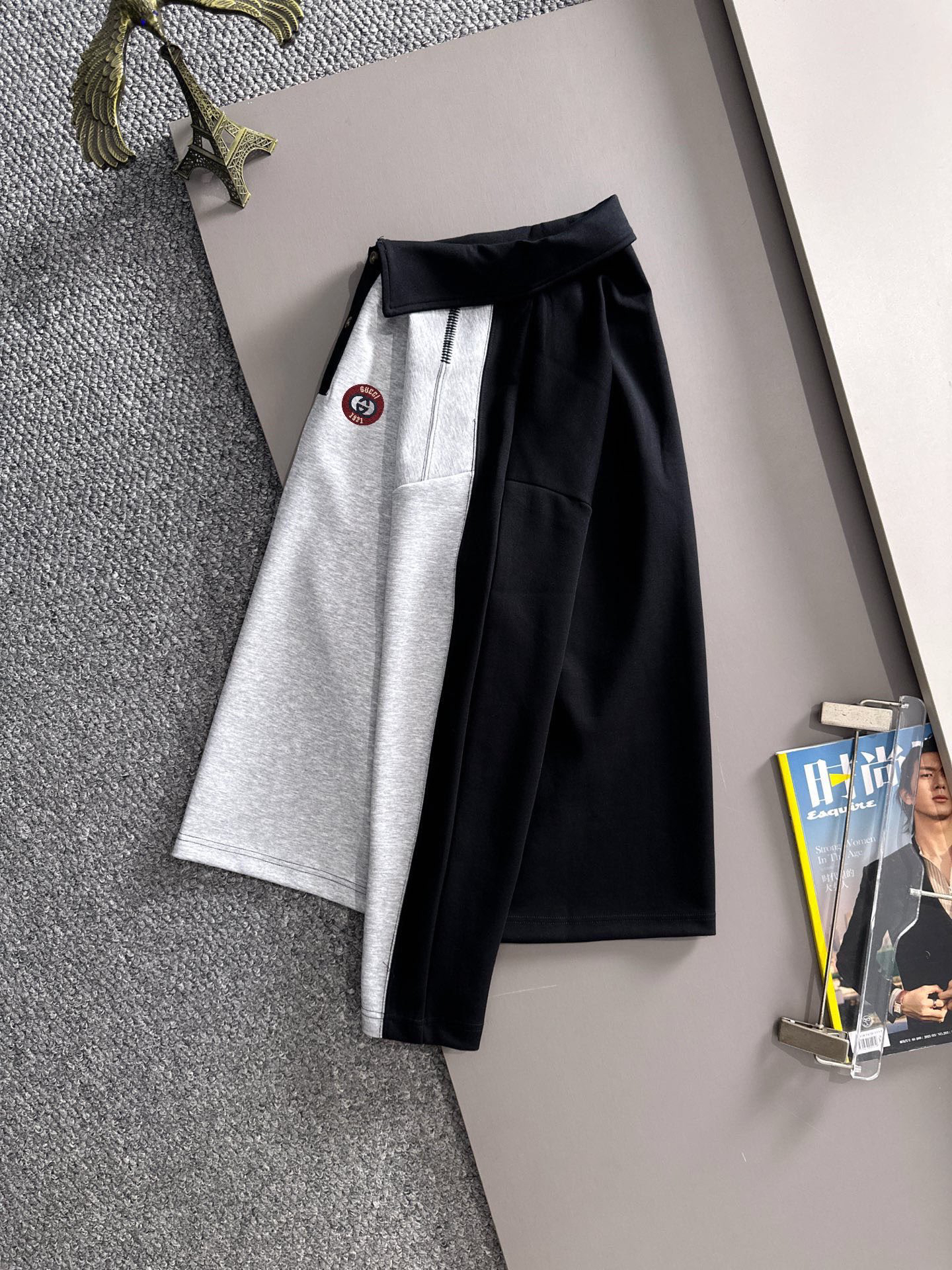 グッチ「Gucci」ロゴデザイン ハイネック ジップアップ スウェットシャツ