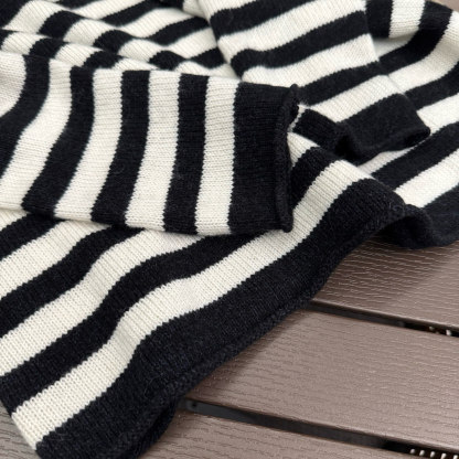 ディオール「Dior」マリンストライプ ニットセーター