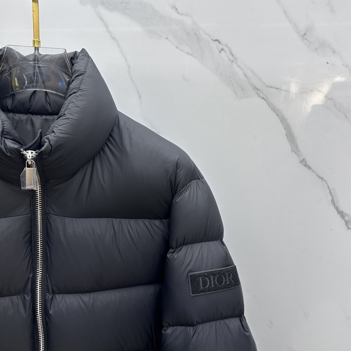 ディオール「Dior」OBLIQUE テクニカル ダウン ジャケット