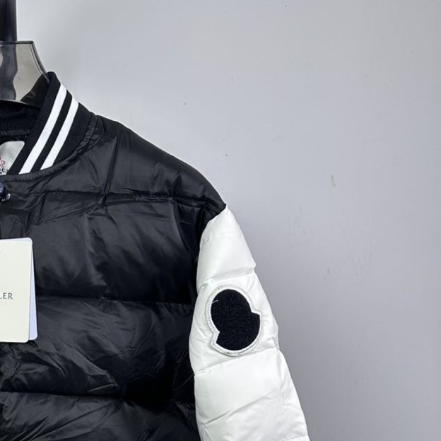 モンクレール「Moncler」ビースタン ダウン ブルゾン