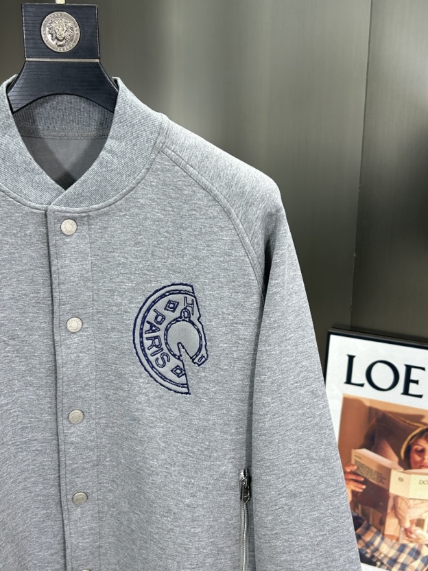 エルメス「Hermès」レザーエンブロイダリー スラウチショルダー ジャケット