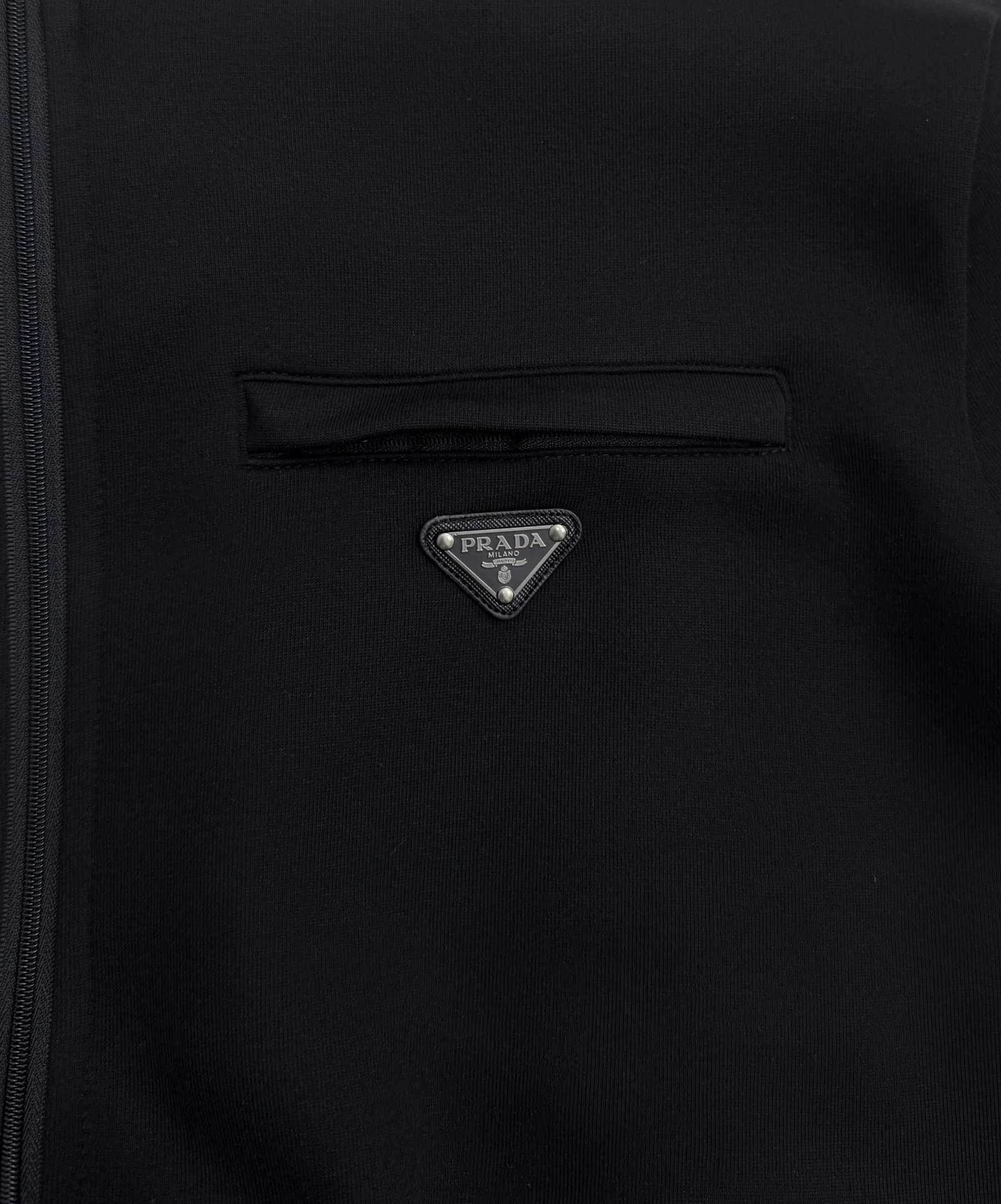 プラダ「Prada」テクニカル ジャケット