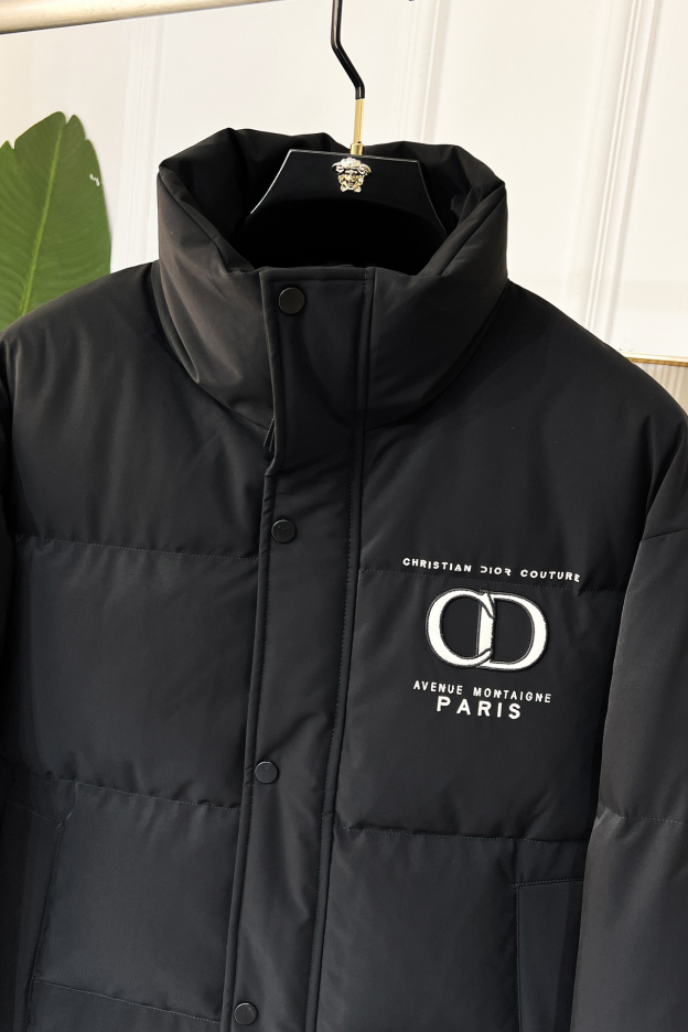 ディオール「Dior」モダン ダウンジャケット