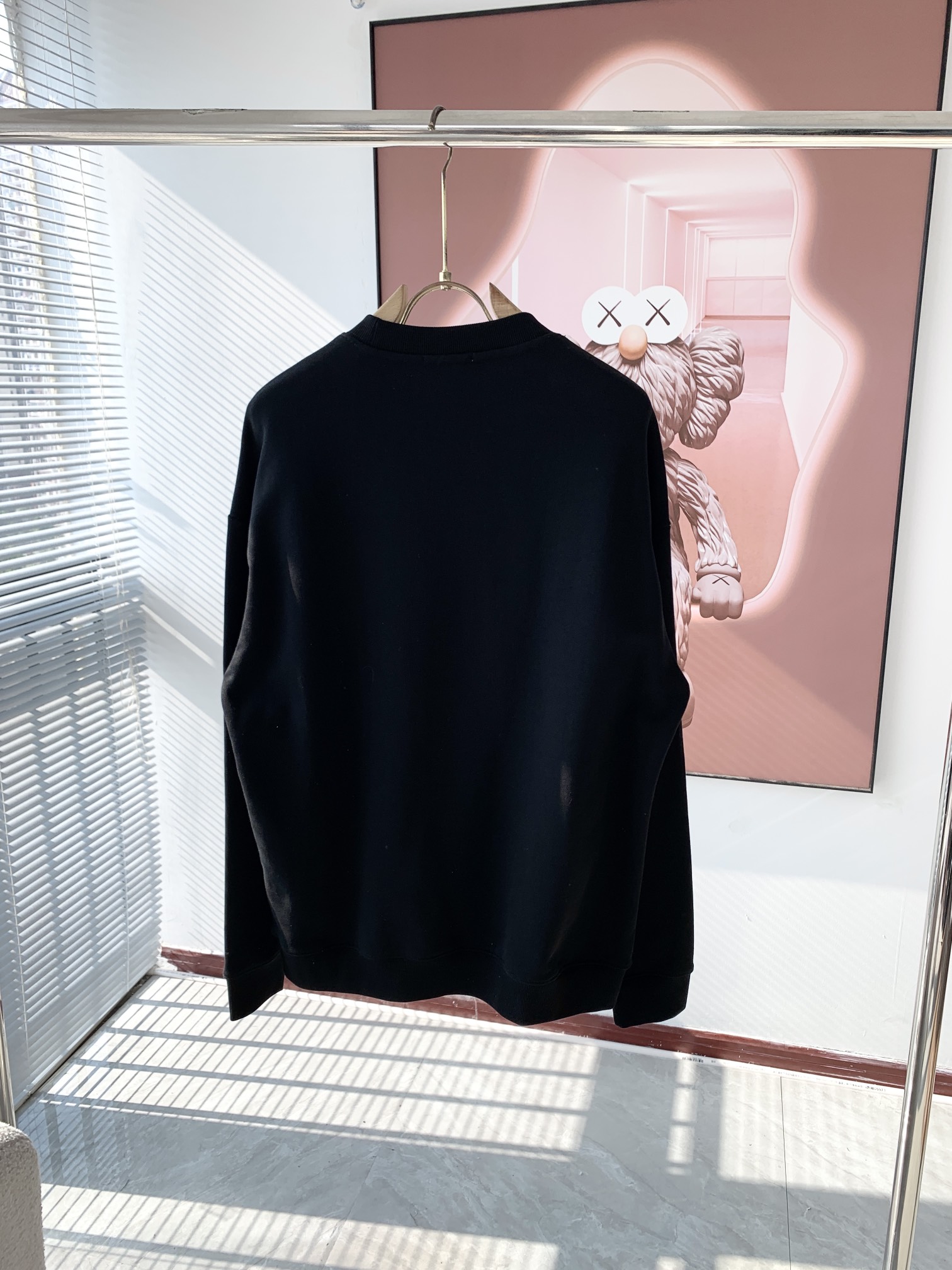 ディオール「Dior」エンブレム プルオーバー スウェットシャツ