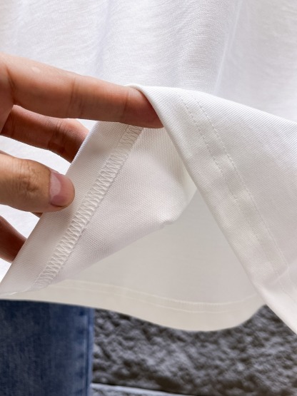 ディオール「Dior」エッセンシャル ロゴ スウェットシャツ