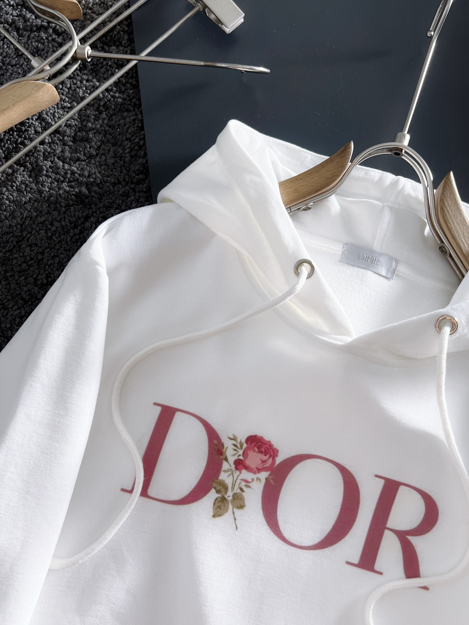 ディオール「Dior」新作 プルオーバーフーディ