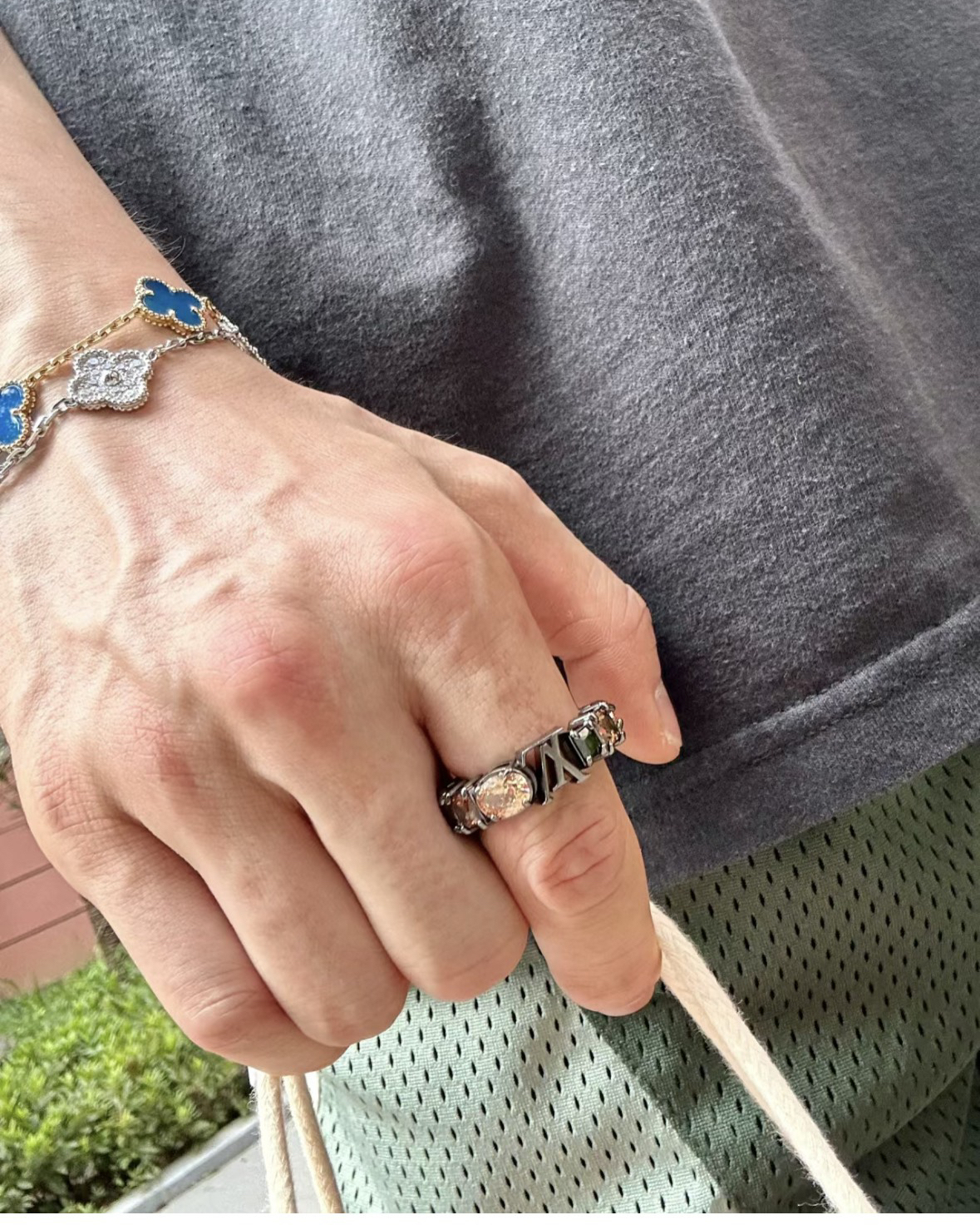 ルイ・ヴィトン「Louis Vuitton」Light リング