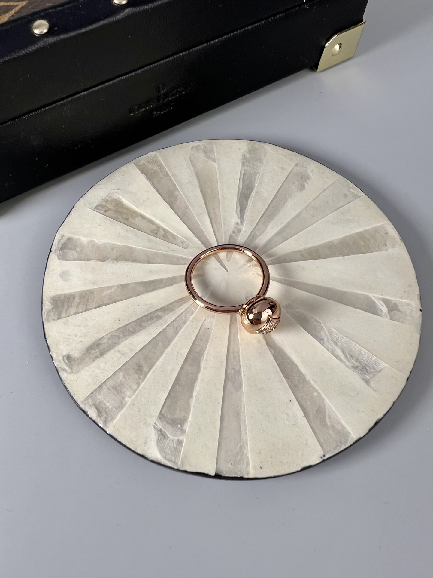 クロムハーツ (Chrome Hearts)クロム ハーツ アンティーク ピンク ダイヤモンド クロス リング