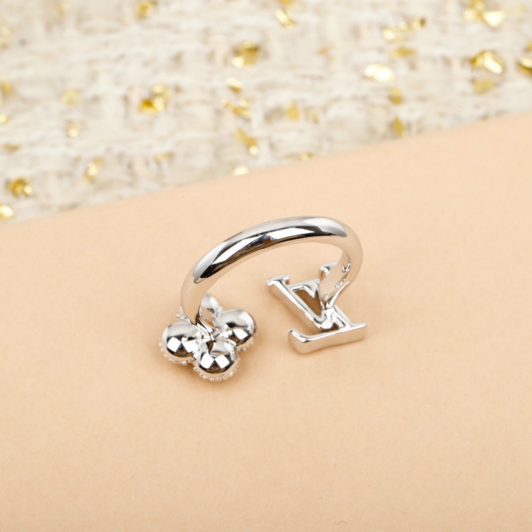 ルイ・ヴィトン「Louis Vuitton」Blossom リング