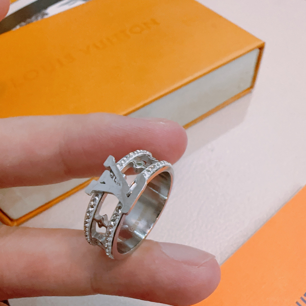 ルイ・ヴィトン「Louis Vuitton」Mosaic Thin Ringリング