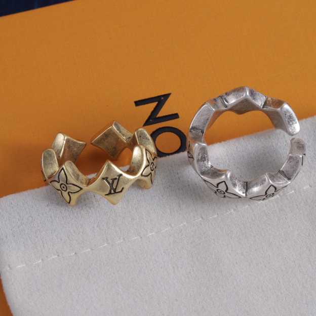 ルイ・ヴィトン「Louis Vuitton」Le Damier de Louis Vuitton リング
