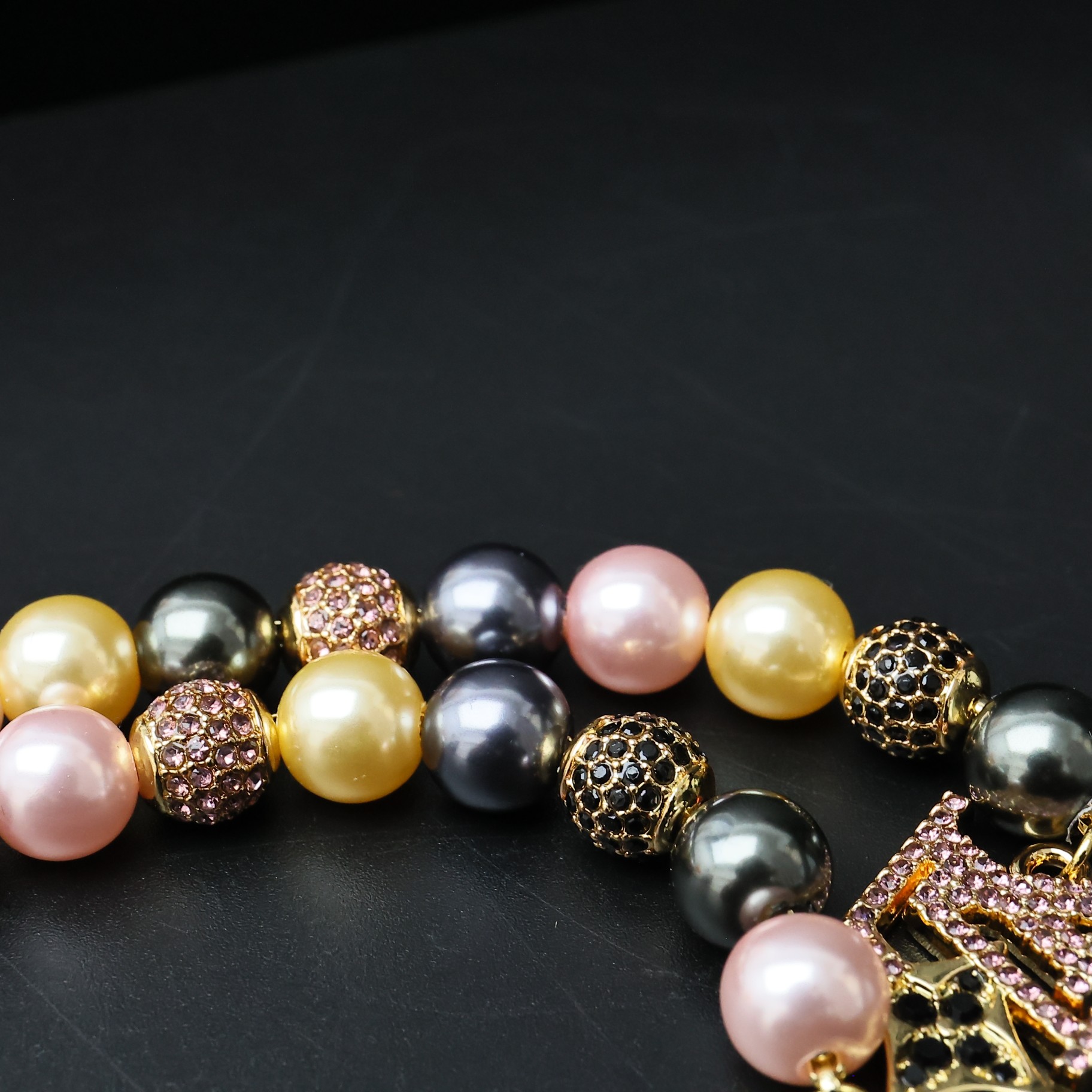 ルイ・ヴィトン「Louis Vuitton」Dandy Pearls ブレスレット