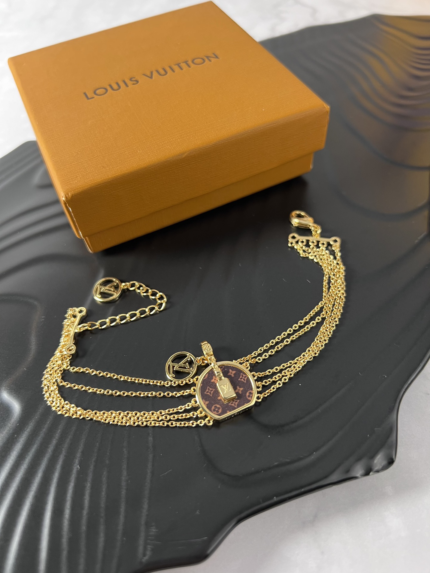 ルイ・ヴィトン「Louis Vuitton」トップジュエリー ブレスレット