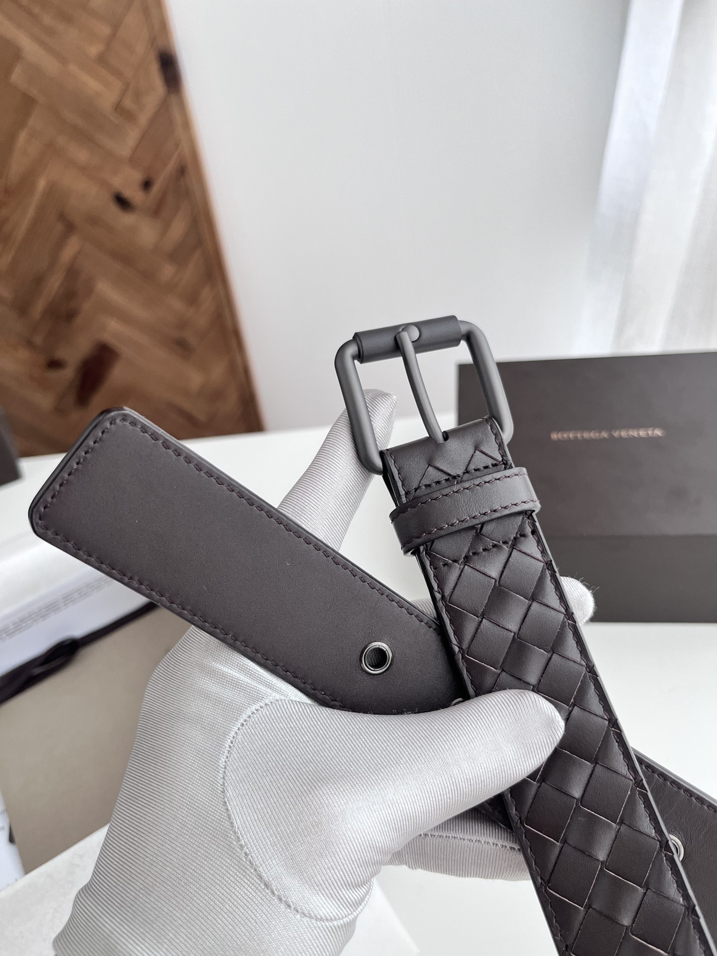 ボッテガ・ヴェネタ「Bottega Veneta」イントレチャート リバーシブル ベルト