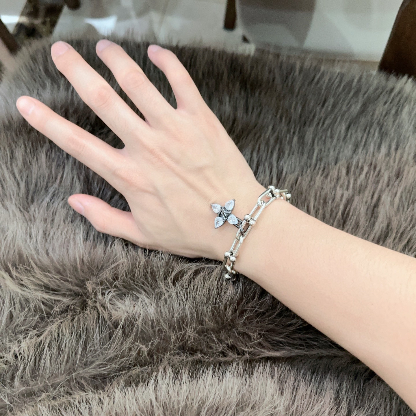 ルイ・ヴィトン「Louis Vuitton」ヴィンテージシルバースタイル ブレスレット