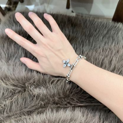 ルイ・ヴィトン「Louis Vuitton」ヴィンテージシルバースタイル ブレスレット