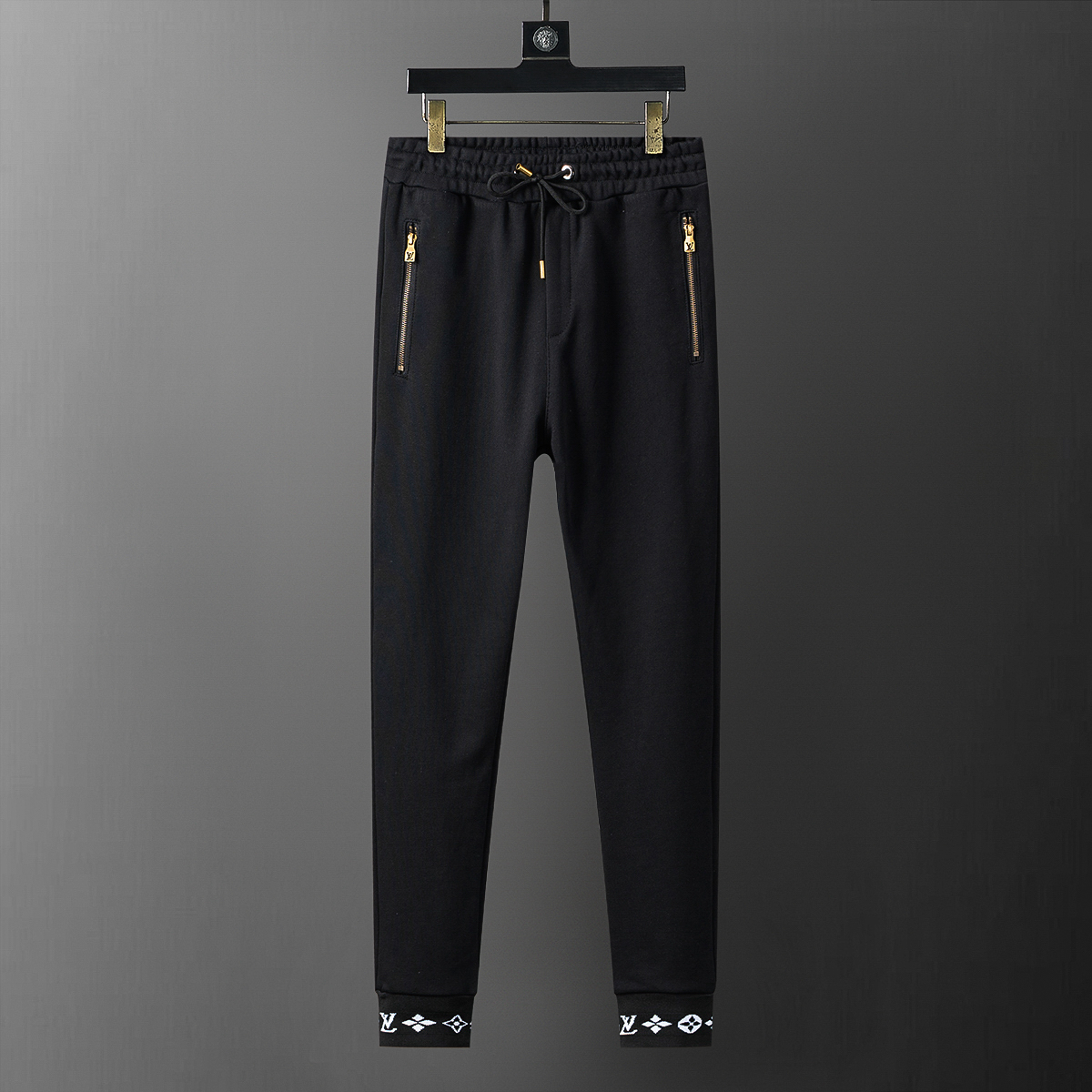 ルイ・ヴィトン「Louis Vuitton」トラックスーツ