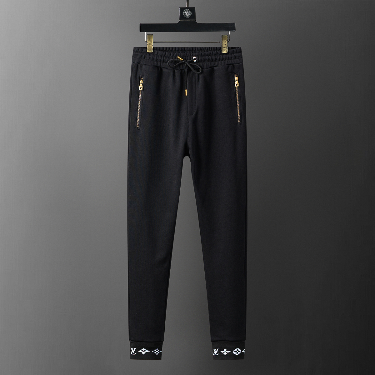 ルイ・ヴィトン「Louis Vuitton」トラックスーツ