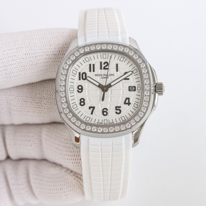 パテック フィリップ「Patek Philippe」アクアノート ルーチェ 5268R 38.8MM