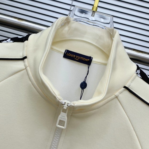 ルイ・ヴィトン「Louis Vuitton」2025秋冬 メンズ スポーツウェア セットアップ