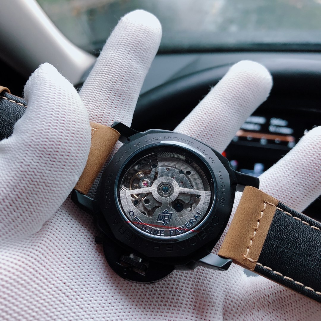 パネライ「Panerai」ルミノール マリーナ 1950 3デイズ GMT オートマティック 44mm