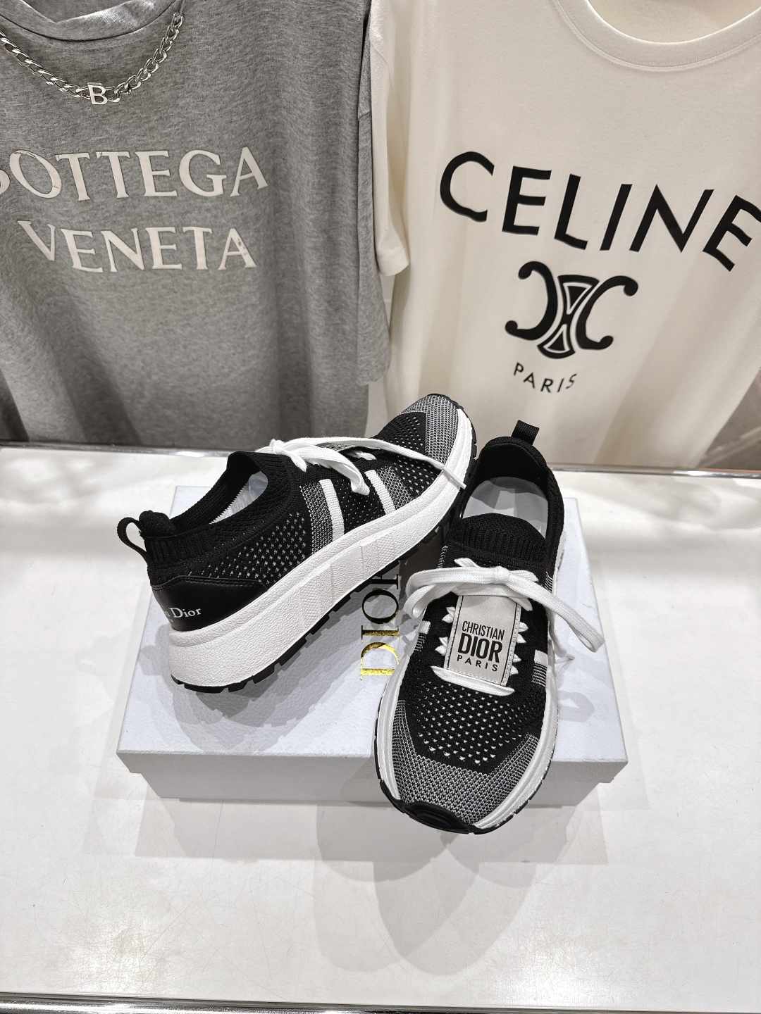 ディオール「Dior」2025SS アカデミック カップル レースアップ スニーカー