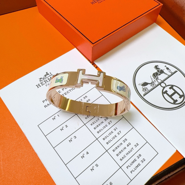 エルメス「Hermès」カドリュール ブレスレット