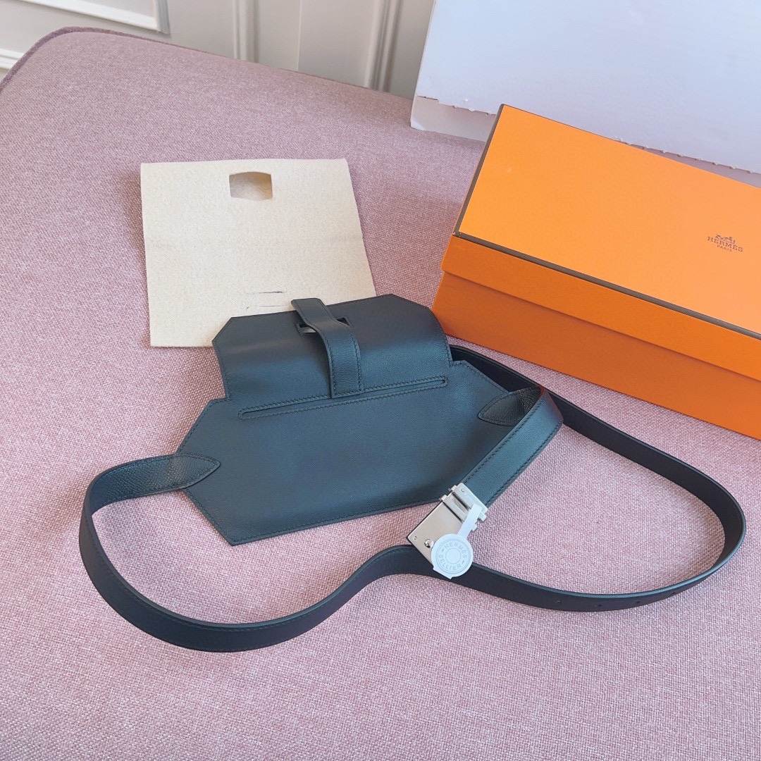 エルメス「Hermès」エラン ポケット 24ベルトポーチ