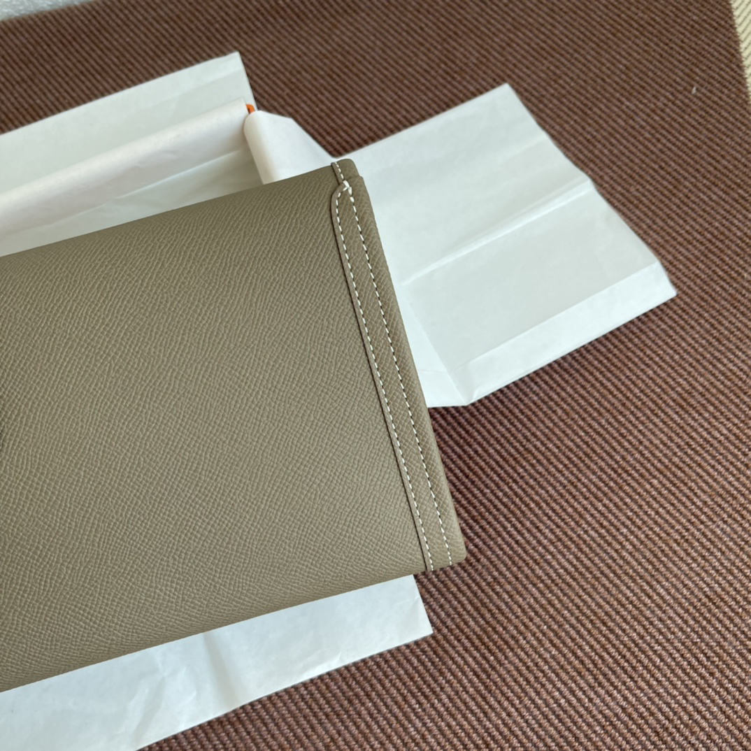 エルメス「Hermès」エトープ エプソムレザー クラッチバッグ