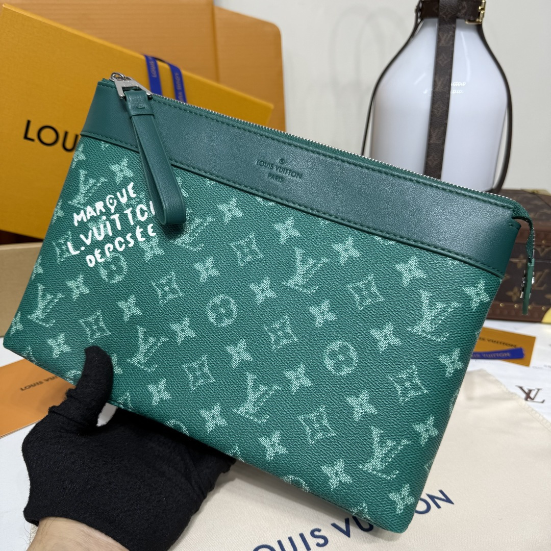 ルイ・ヴィトン「Louis Vuitton」ポシェット ボヤージュ スープル クラッチバッグ