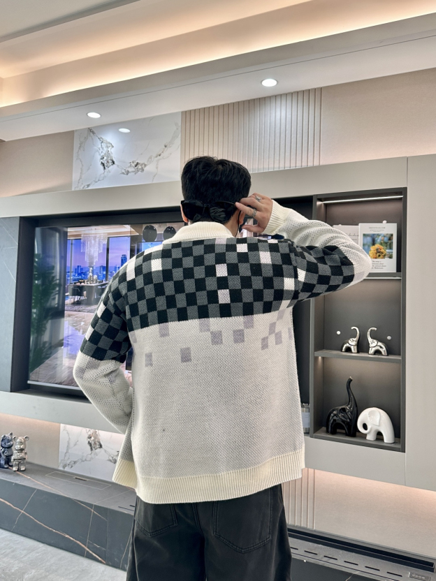 ルイ・ヴィトン「Louis Vuitton」カシミア&ウール混紡 高密度ニット ニット