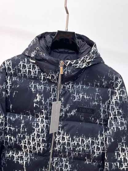 ディオール「Dior」ダウンジャケット