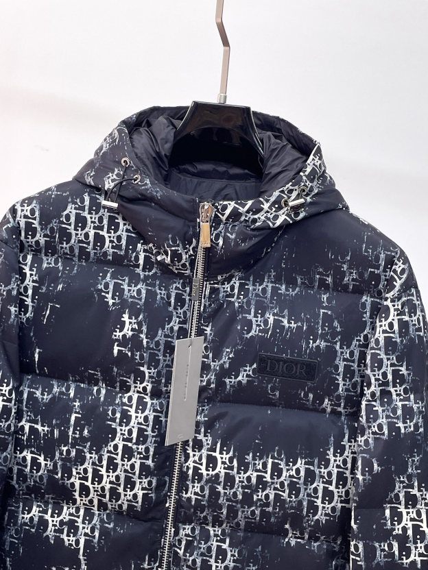 ディオール「Dior」ダウンジャケット