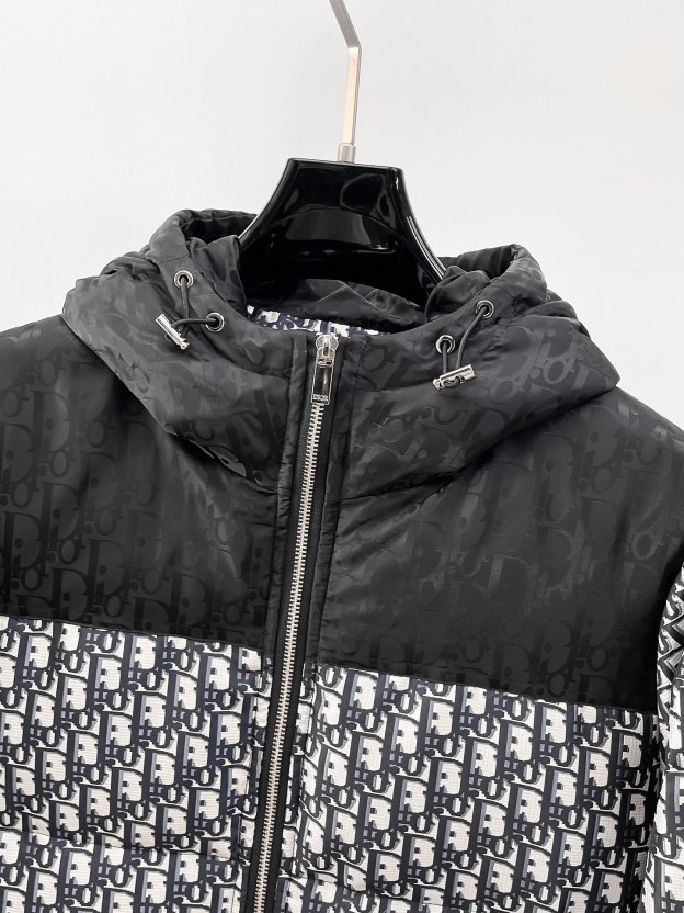 ディオール「Dior」ダウンジャケット