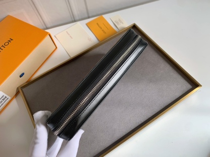 ルイ・ヴィトン「Louis Vuitton」ジッピー･ウォレット 