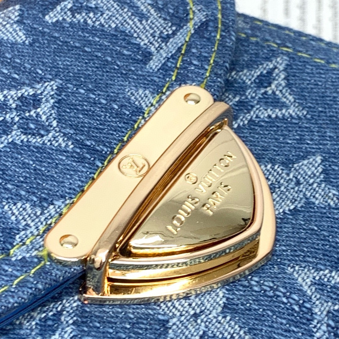 ルイ・ヴィトン「Louis Vuitton」ポルトフォイユ･ヴィクトリーヌ ウォレット