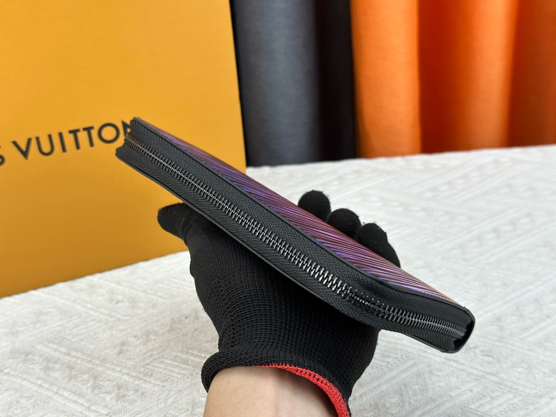 ルイ・ヴィトン「Louis Vuitton」ジッピー ウォレット･ヴァーティカル