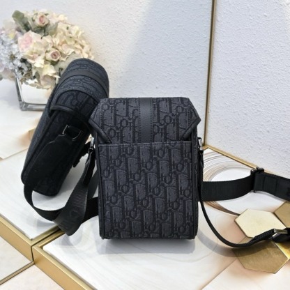 ディオール「Dior」Hit The Road メッセンジャーバッグ コンパクトトート
