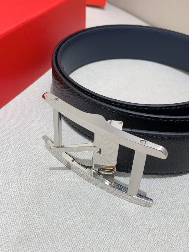 カルティエ「Cartier」タンク バックル ベルト
