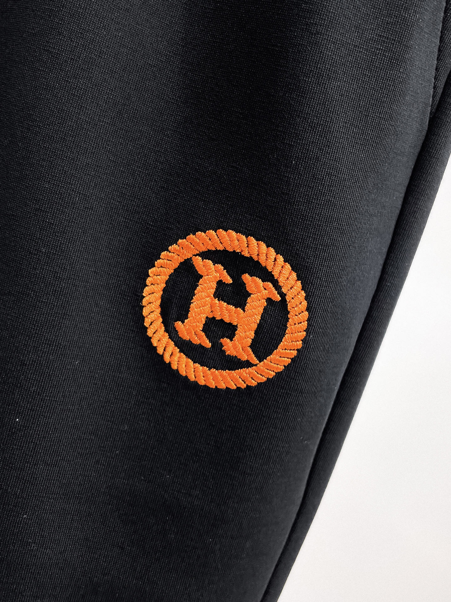 エルメス「Hermès」ロゴ リラックススーツ