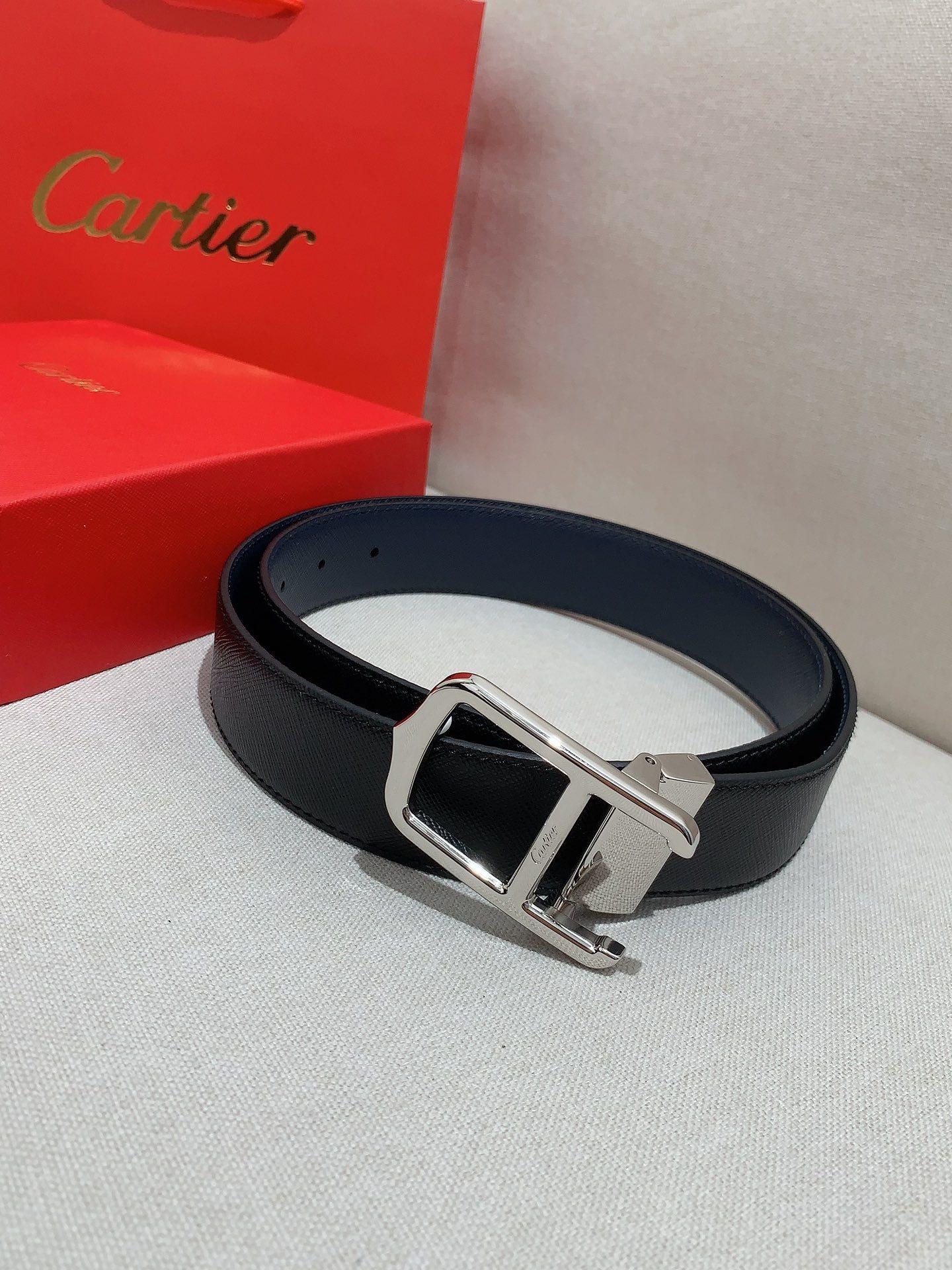 カルティエ「Cartier」バックル C ベルト-ISETAN PRESTIGE CURATED