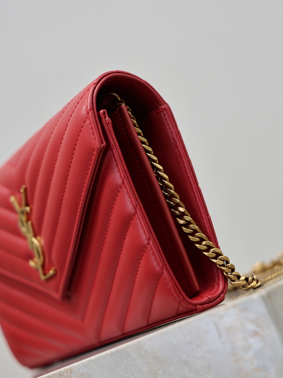 2026サンローラン「Saint Laurent MONOGRAM チェーンウォレット