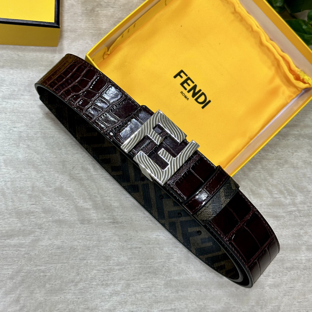 フェンディ「Fendi」FF ベルト - リバーシブル フックベルト